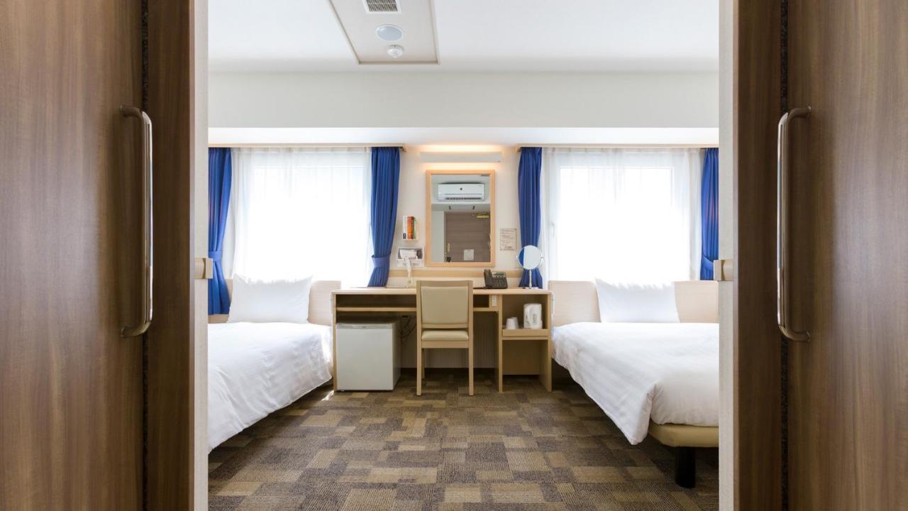 Toyoko Inn Iwakuni Eki Nishi Guchi Exterior foto