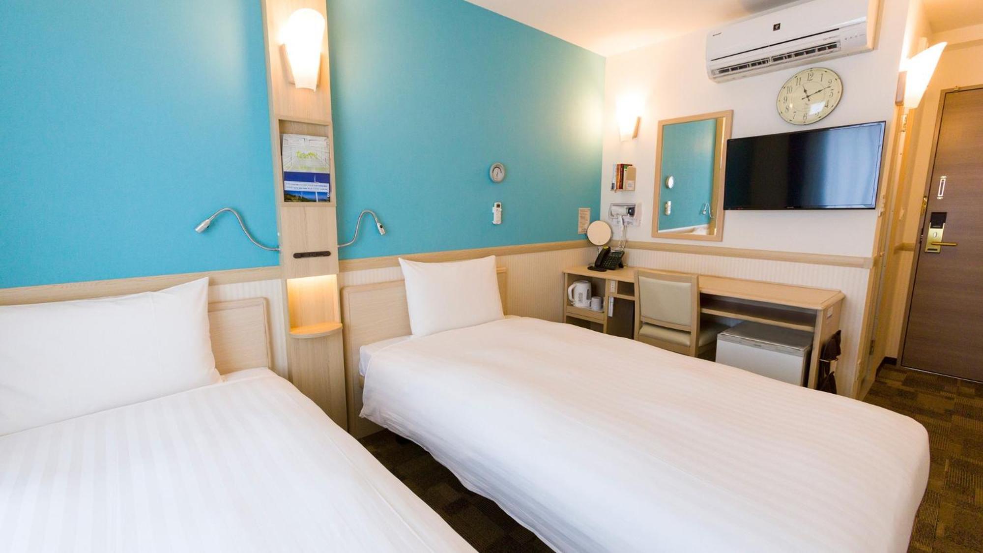 Toyoko Inn Iwakuni Eki Nishi Guchi Zimmer foto